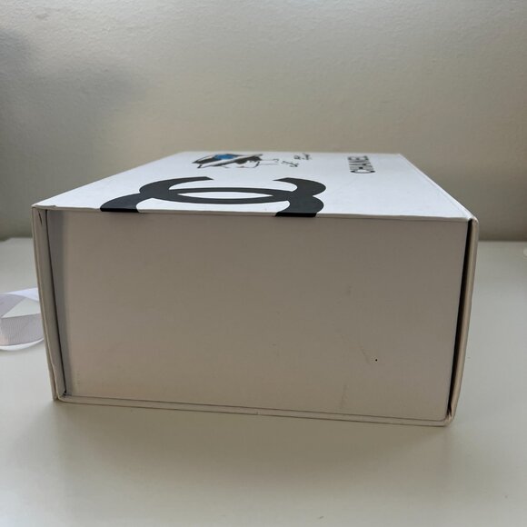 Empty Chanel Box with handles and dustbag - Picture 7 of 13